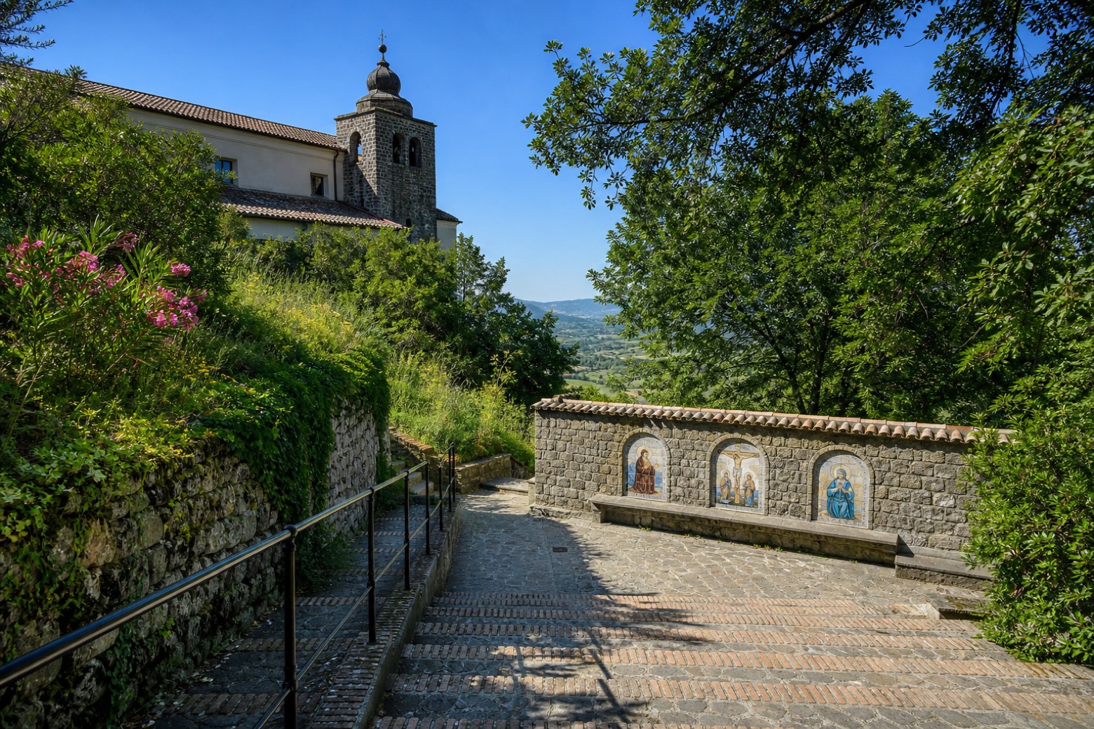 Cammino dei Frati Santi walking route