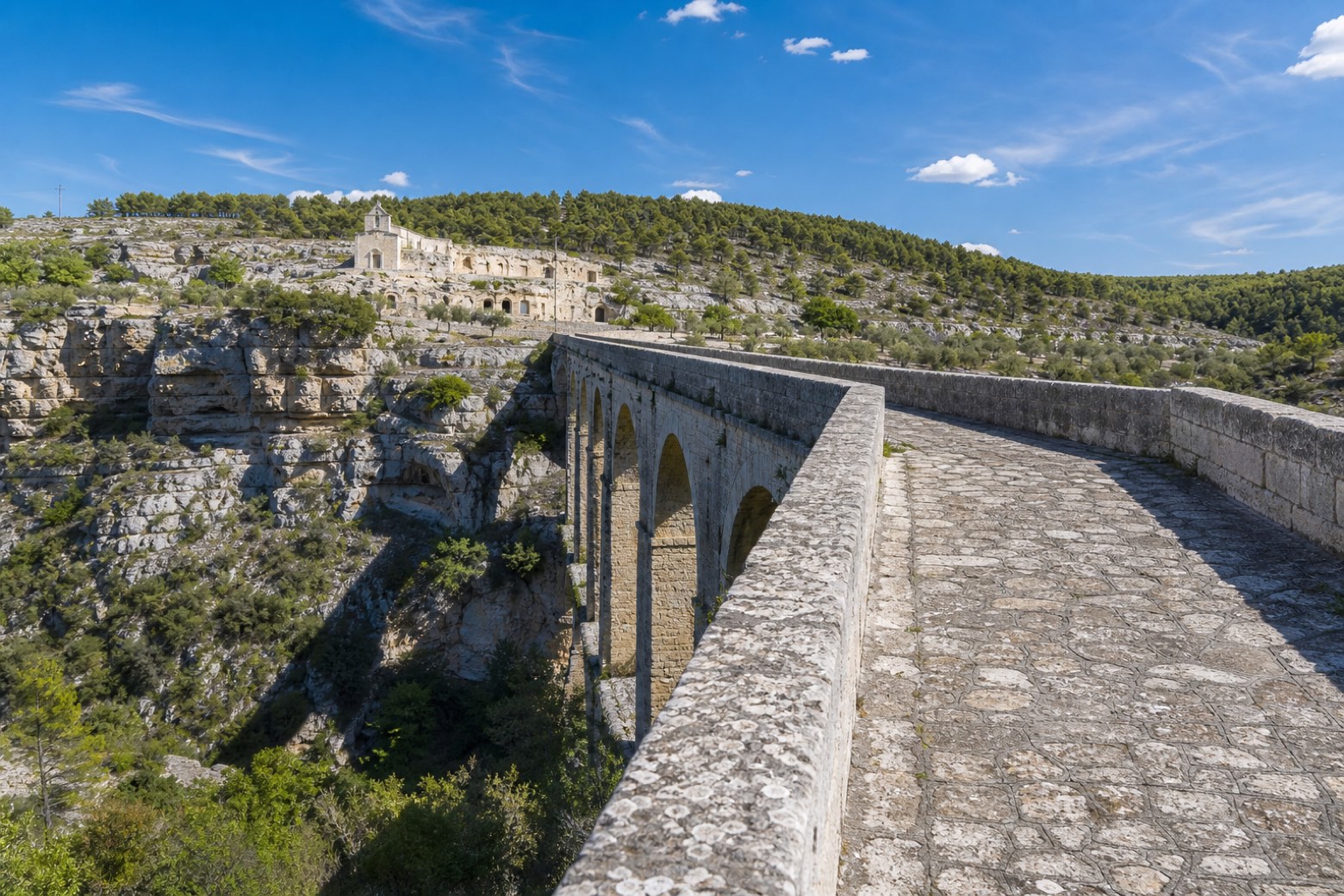Gravina in Puglia → Picciano — Via Materana Peuceta